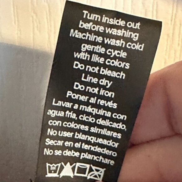 NWT NOTATIONS XL Top Shirt Blouse RUFFLED CHAIN Print PURPLE Iconic Class! - Picture 4 of 8